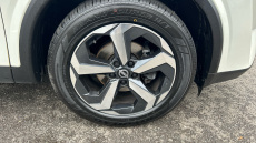 Nissan Qashqai 1.3 DiG-T MH 158 N-Connecta 5dr Xtronic Petrol Hatchback